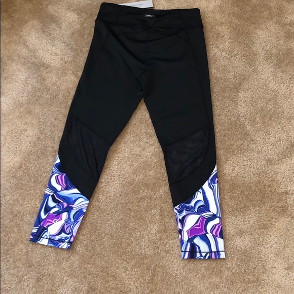 Calvin Klein Performance Wear - Picture 3 of 6